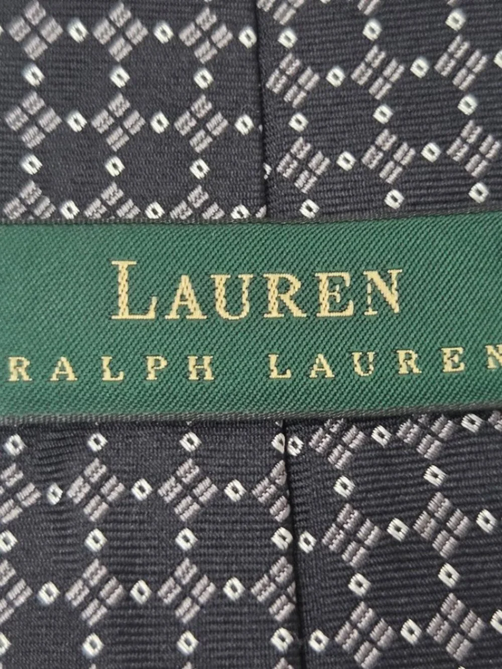 Ralph Lauren Mens 100 Percent Silk Tie 55 Inch Black Gray Geometric